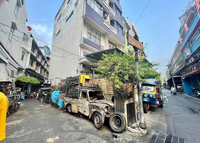 Baan Khaosoi - Private In A Rooftop 3rd Floor * Bangkok